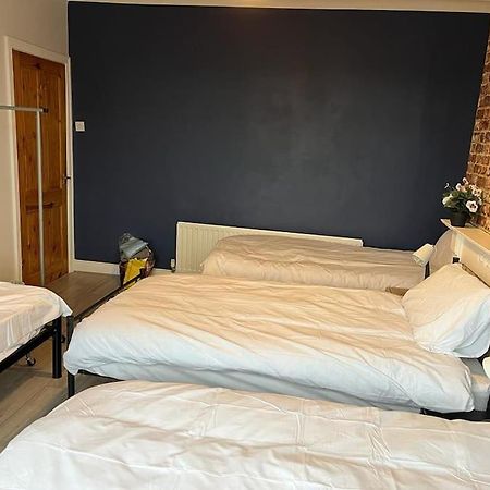 Ovington Grove 2 Fully Equipped Kitchen Free Parking 3 Bedrooms Netflix Newcastle upon Tyne Exterior photo